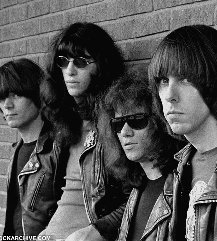 "Ramones"'s image n.1